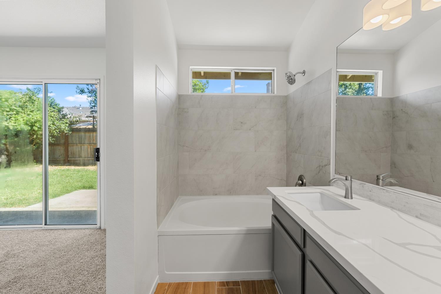 2723 Mitchell Ave, Clovis, CA 93611