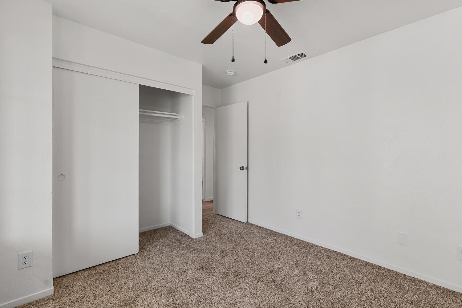 2723 Mitchell Ave, Clovis, CA 93611