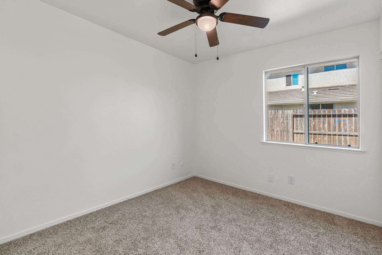 2723 Mitchell Ave, Clovis, CA 93611