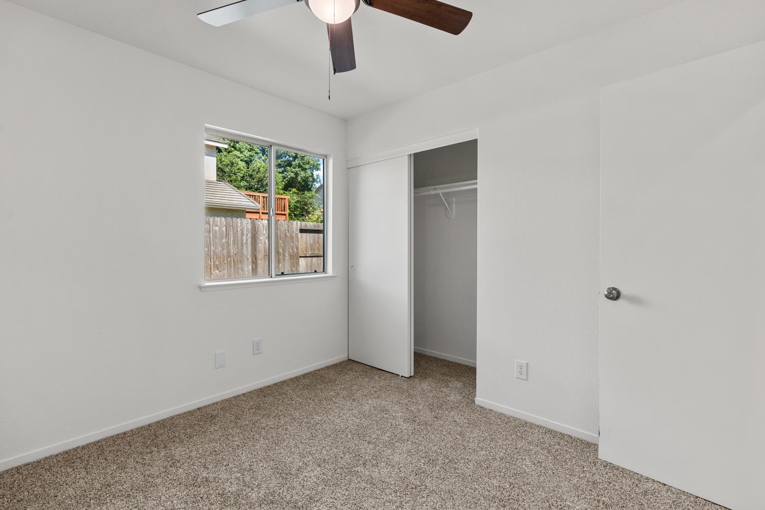 2723 Mitchell Ave, Clovis, CA 93611