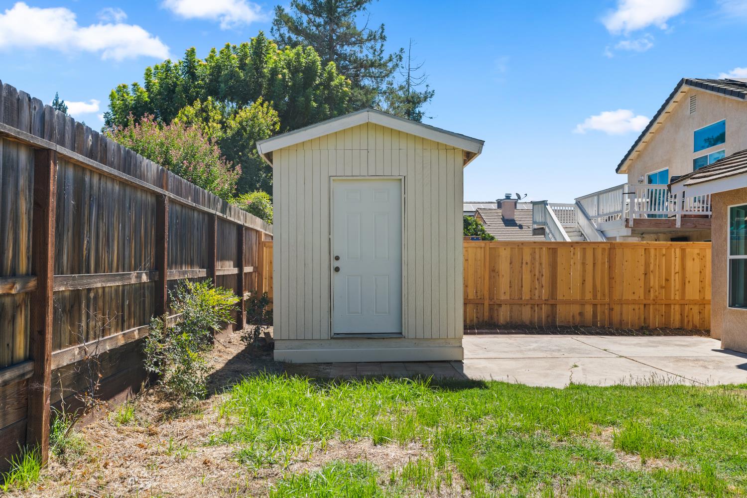 2723 Mitchell Ave, Clovis, CA 93611