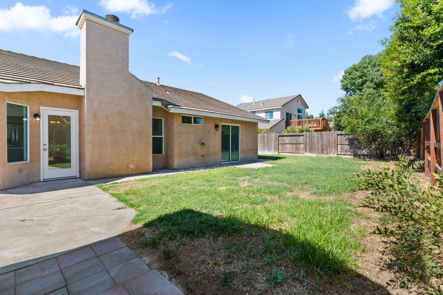 2723 Mitchell Ave, Clovis, CA 93611