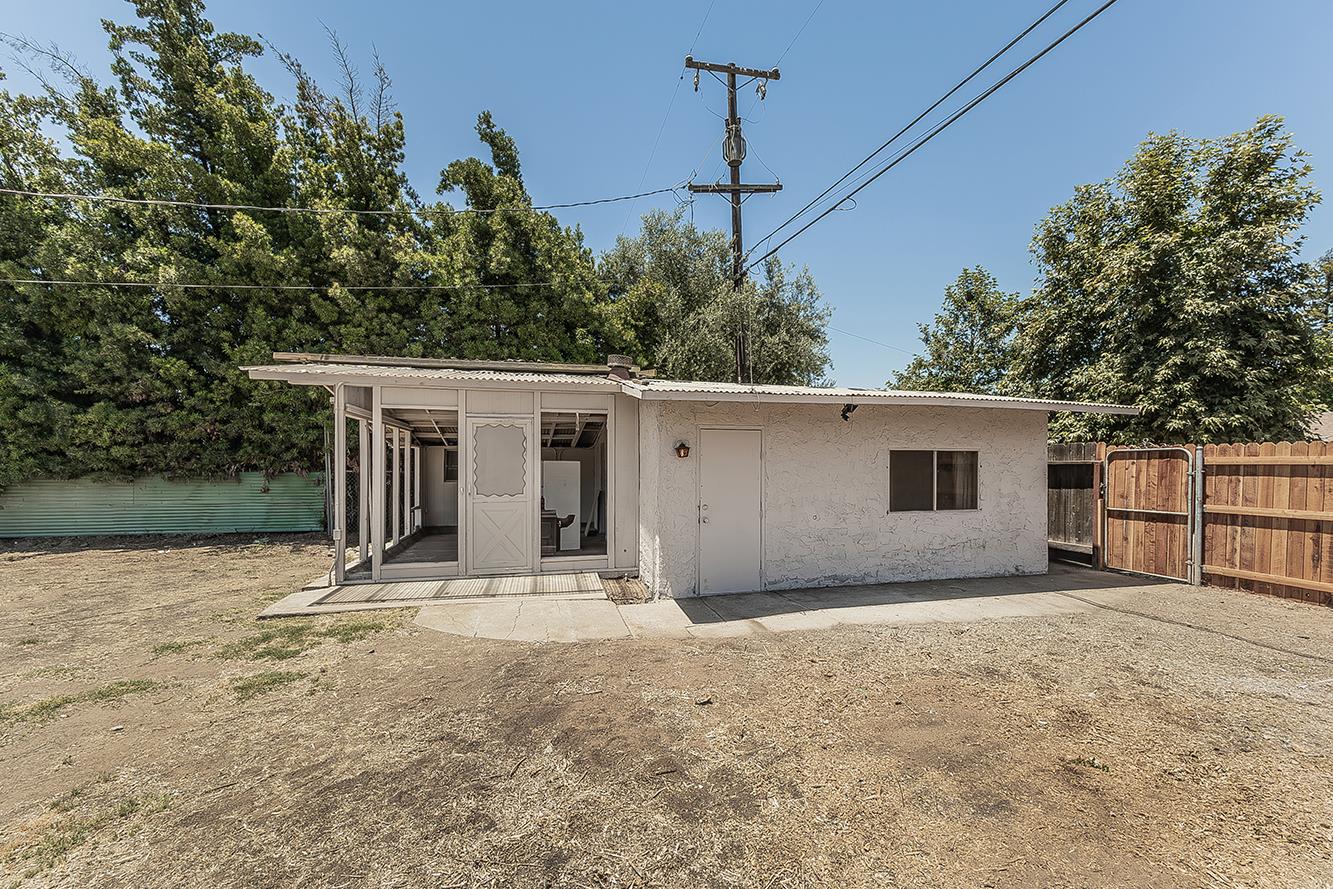 5383 Easterby Dr N, Fresno, CA 93727