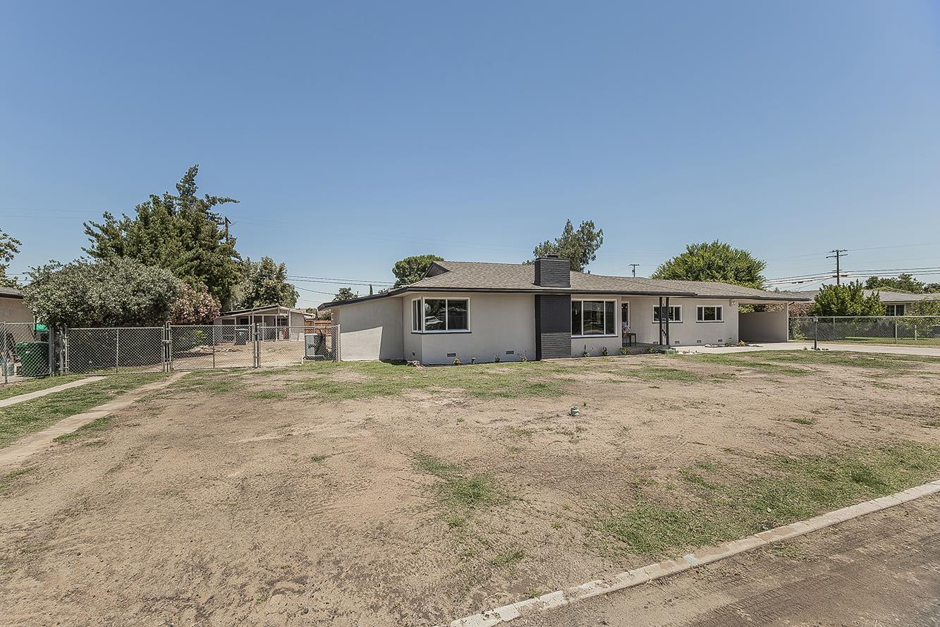 5383 Easterby Dr N, Fresno, CA 93727