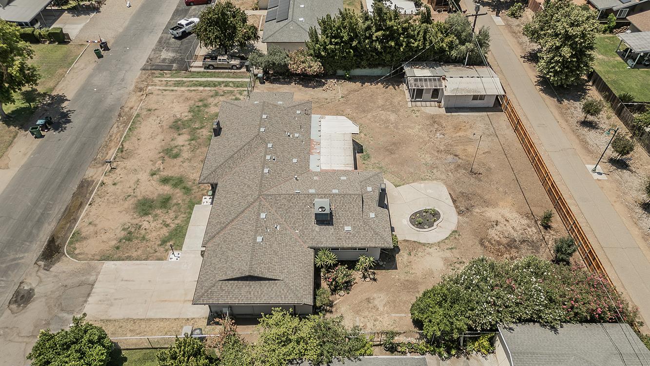 5383 Easterby Dr N, Fresno, CA 93727