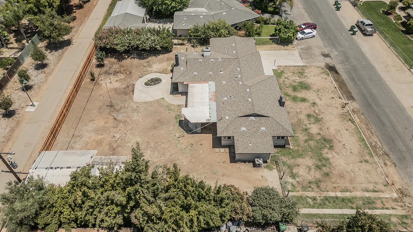 5383 Easterby Dr N, Fresno, CA 93727