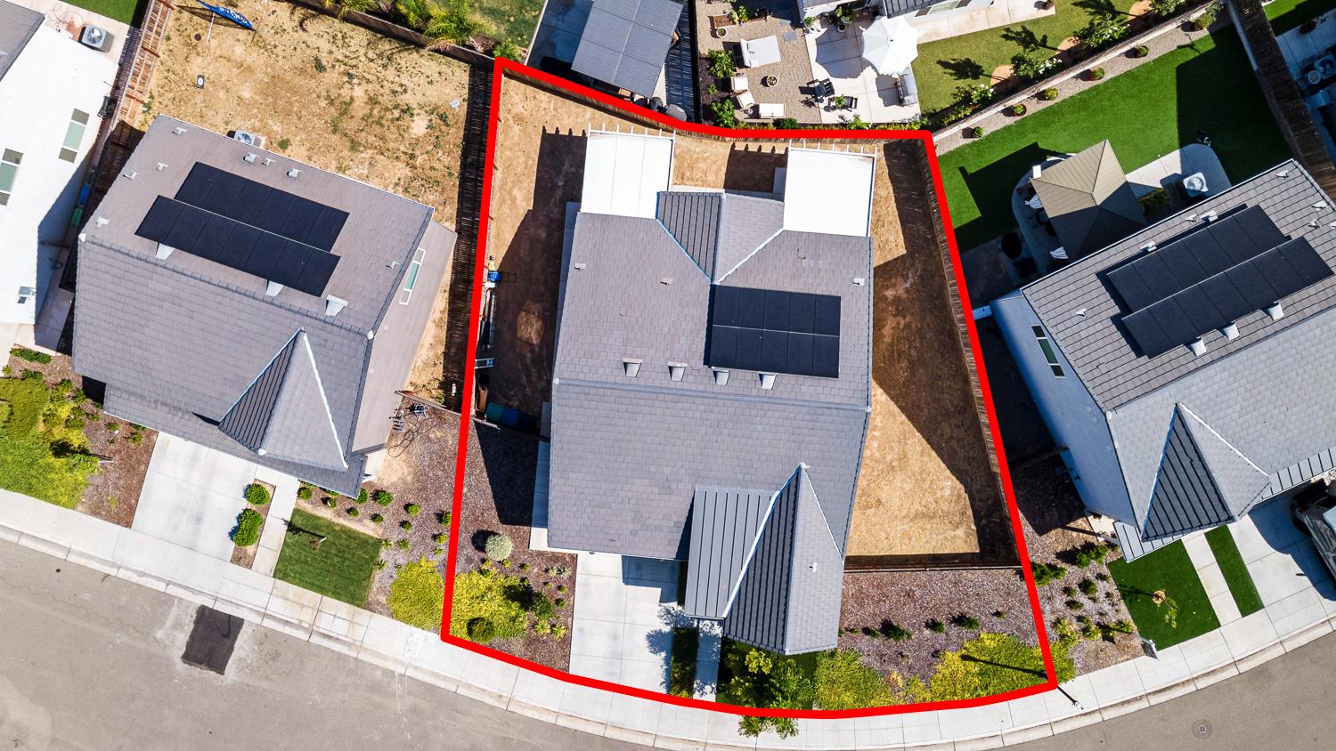 854 Blue Oak Ln W, Madera, CA 93636