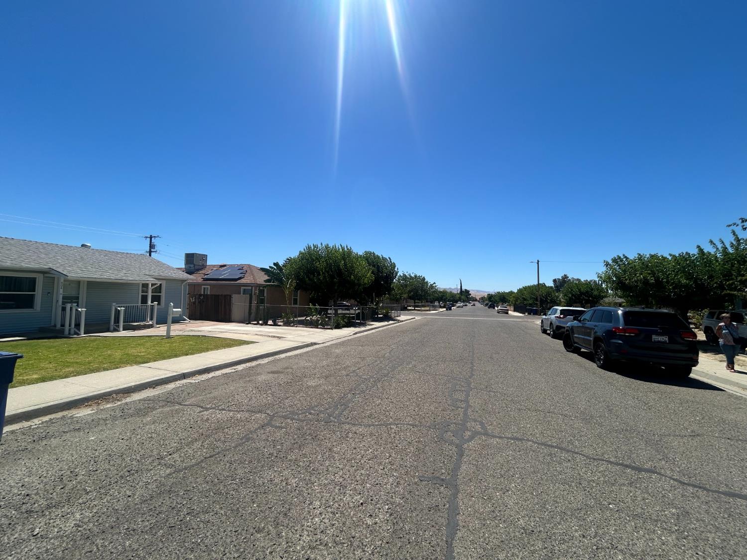 404 E San Mateo St, Avenal, CA 93204