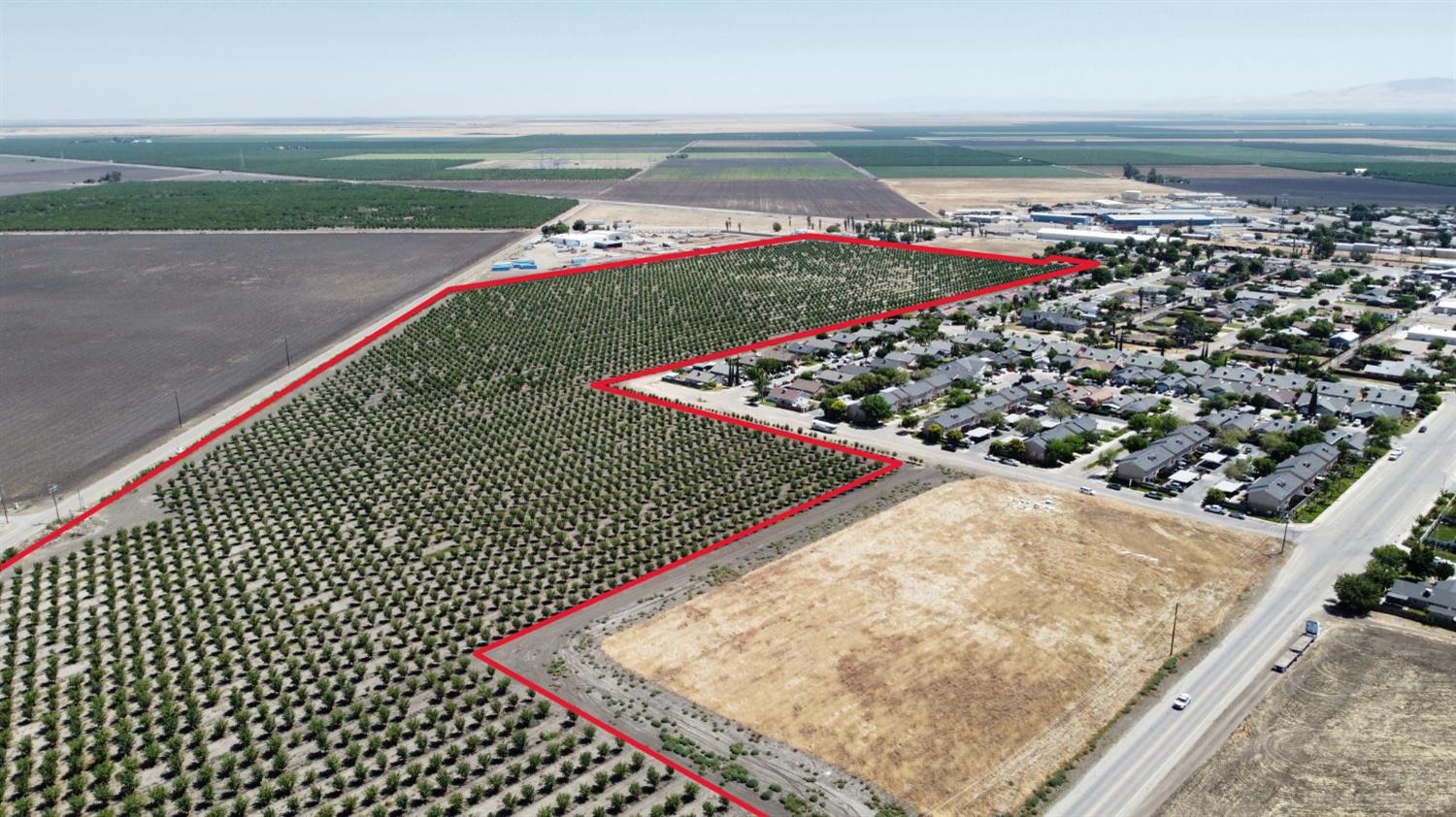 1 Placer Ave, San Joaquin, CA 93660