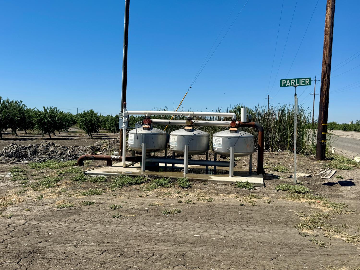 1 Placer Ave, San Joaquin, CA 93660