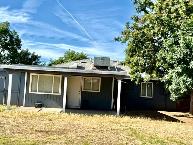 1036 W Dakota, Fresno, CA 93705
