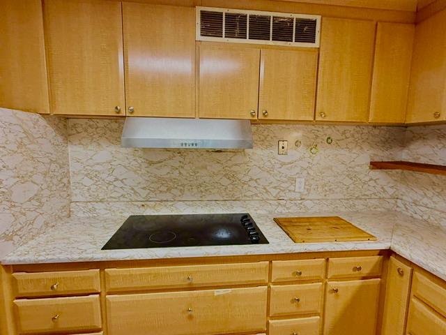 1036 W Dakota, Fresno, CA 93705