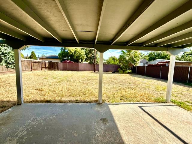 1036 W Dakota, Fresno, CA 93705
