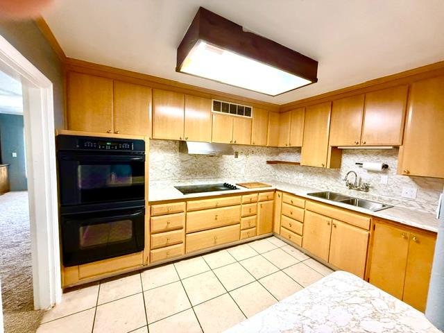1036 W Dakota, Fresno, CA 93705