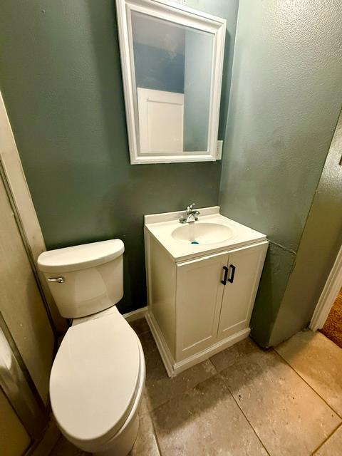 1036 W Dakota, Fresno, CA 93705