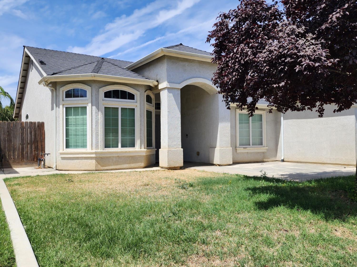 2454 kelty meadow ave, Tulare, CA 93274