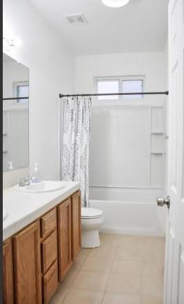 2454 kelty meadow ave, Tulare, CA 93274