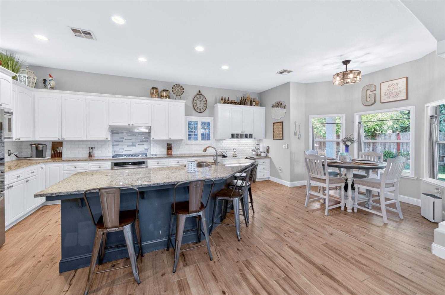 2112 Austin Ave, Clovis, CA 93611