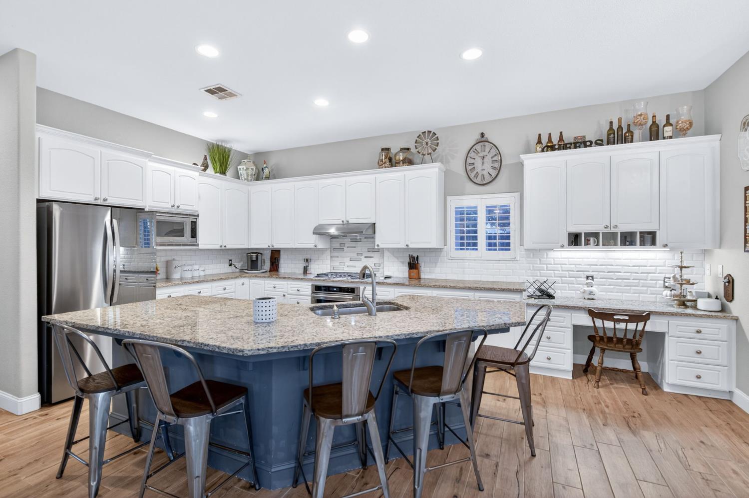 2112 Austin Ave, Clovis, CA 93611