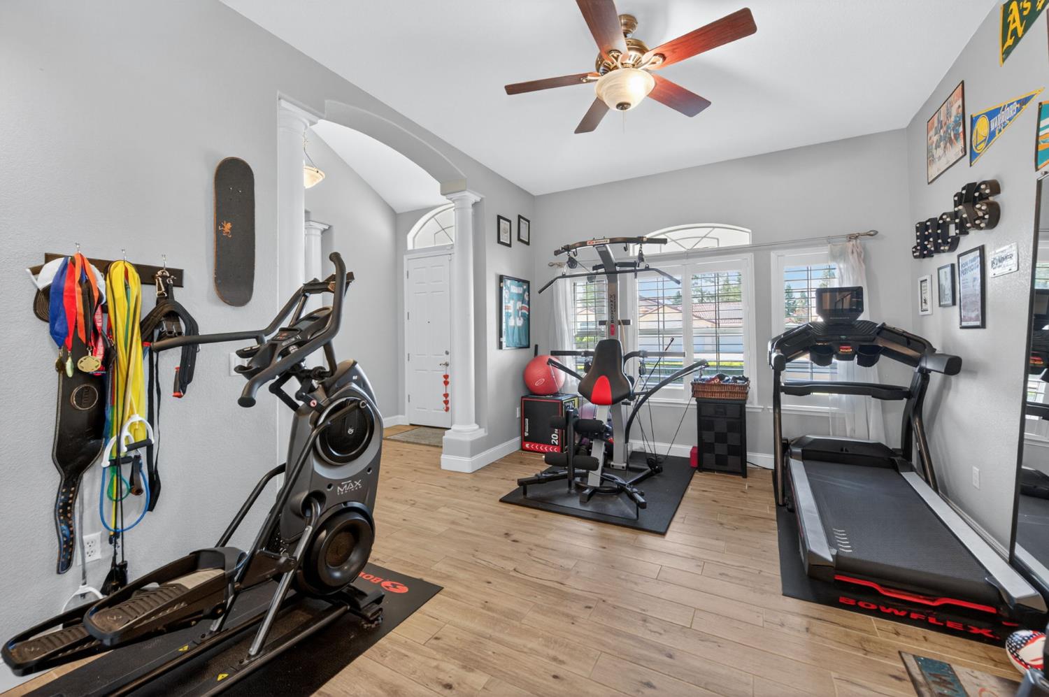 2112 Austin Ave, Clovis, CA 93611