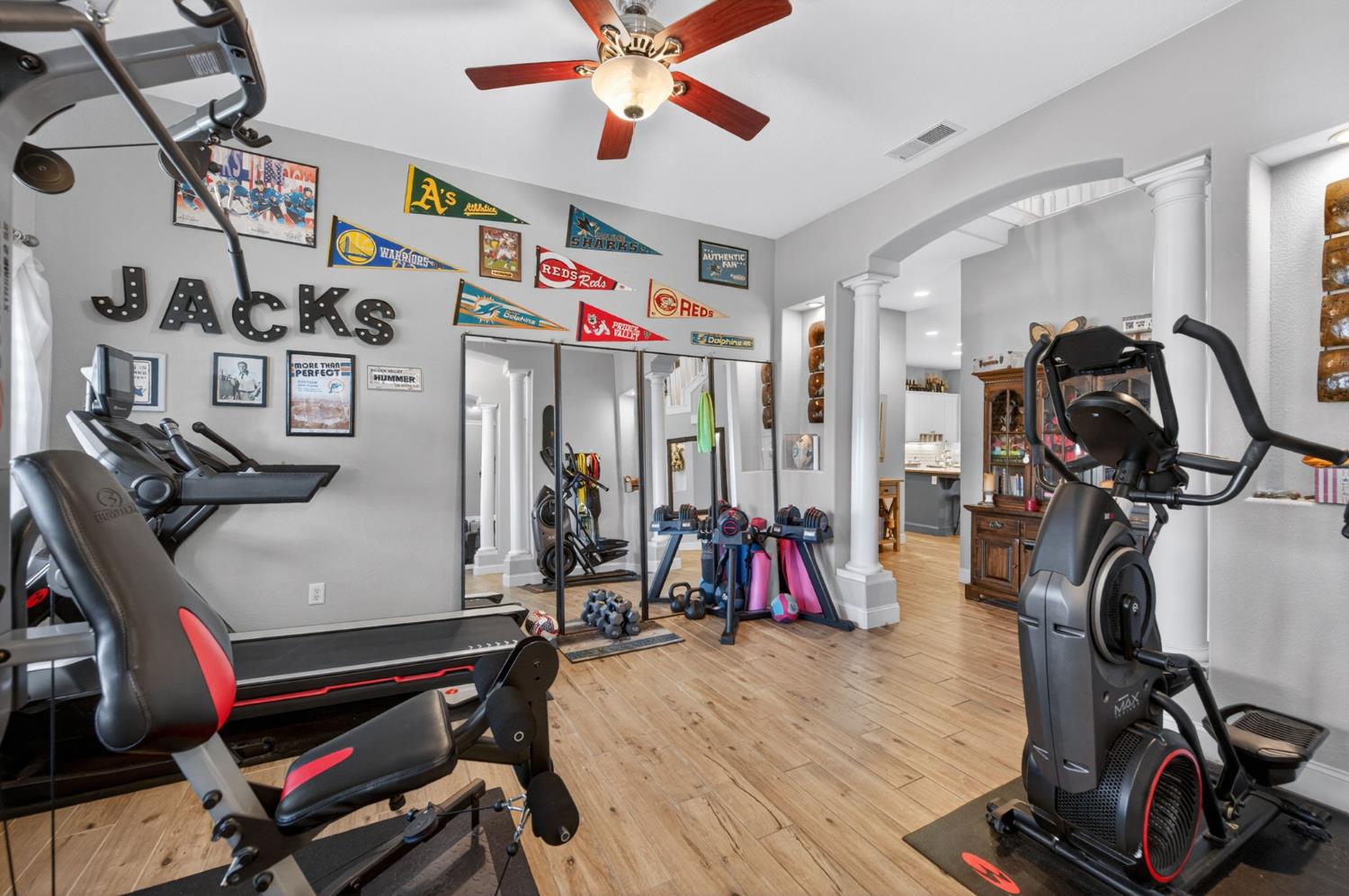 2112 Austin Ave, Clovis, CA 93611