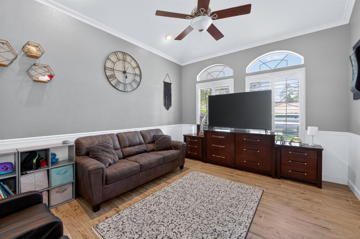 2112 Austin Ave, Clovis, CA 93611