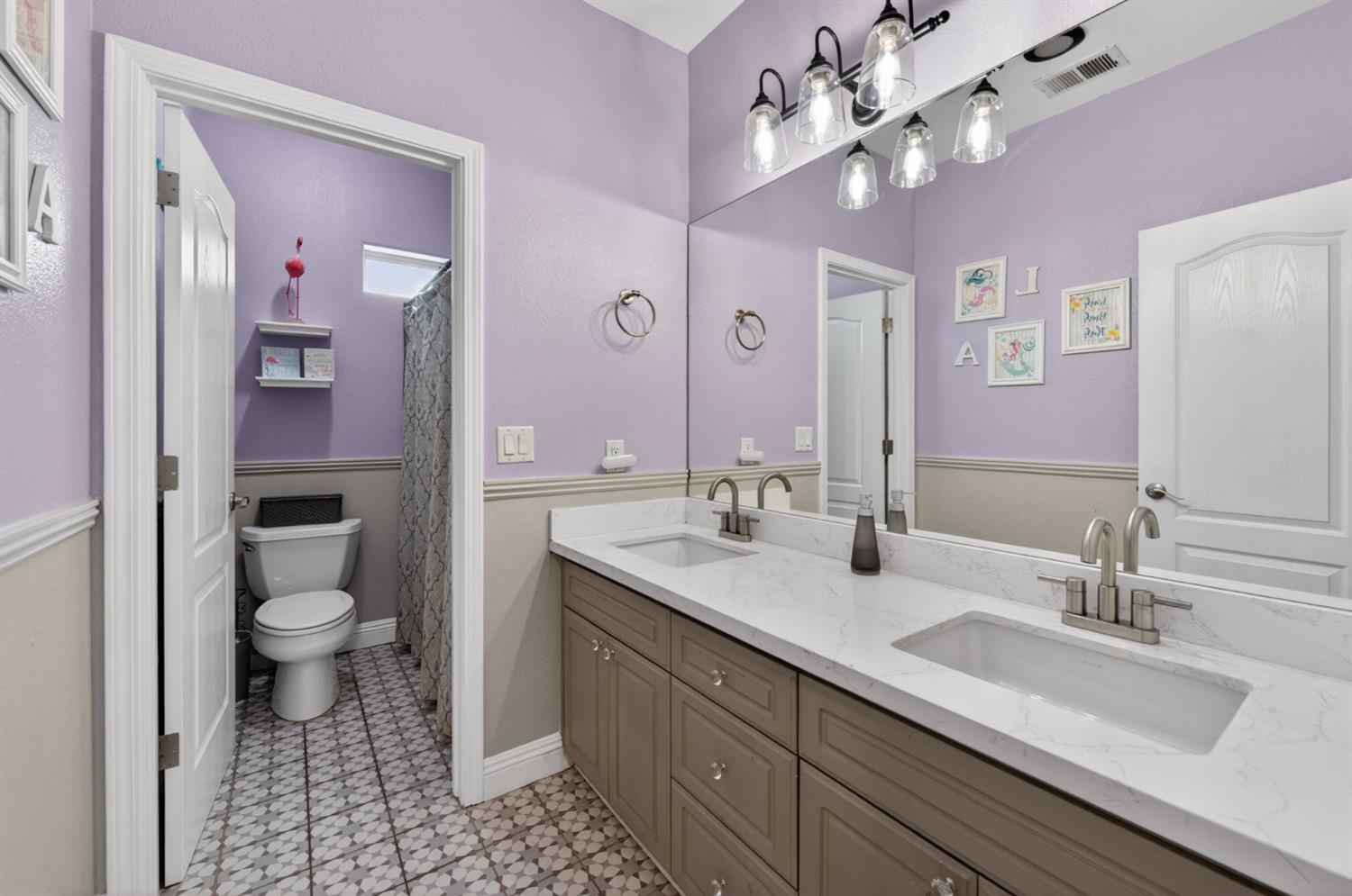 2112 Austin Ave, Clovis, CA 93611