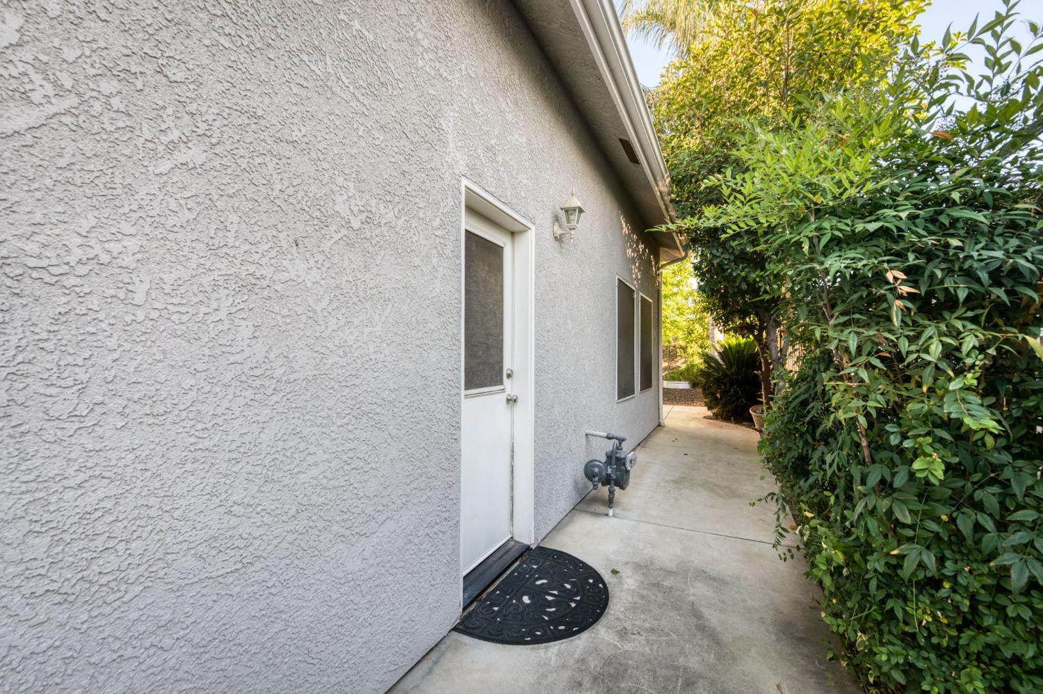 2112 Austin Ave, Clovis, CA 93611