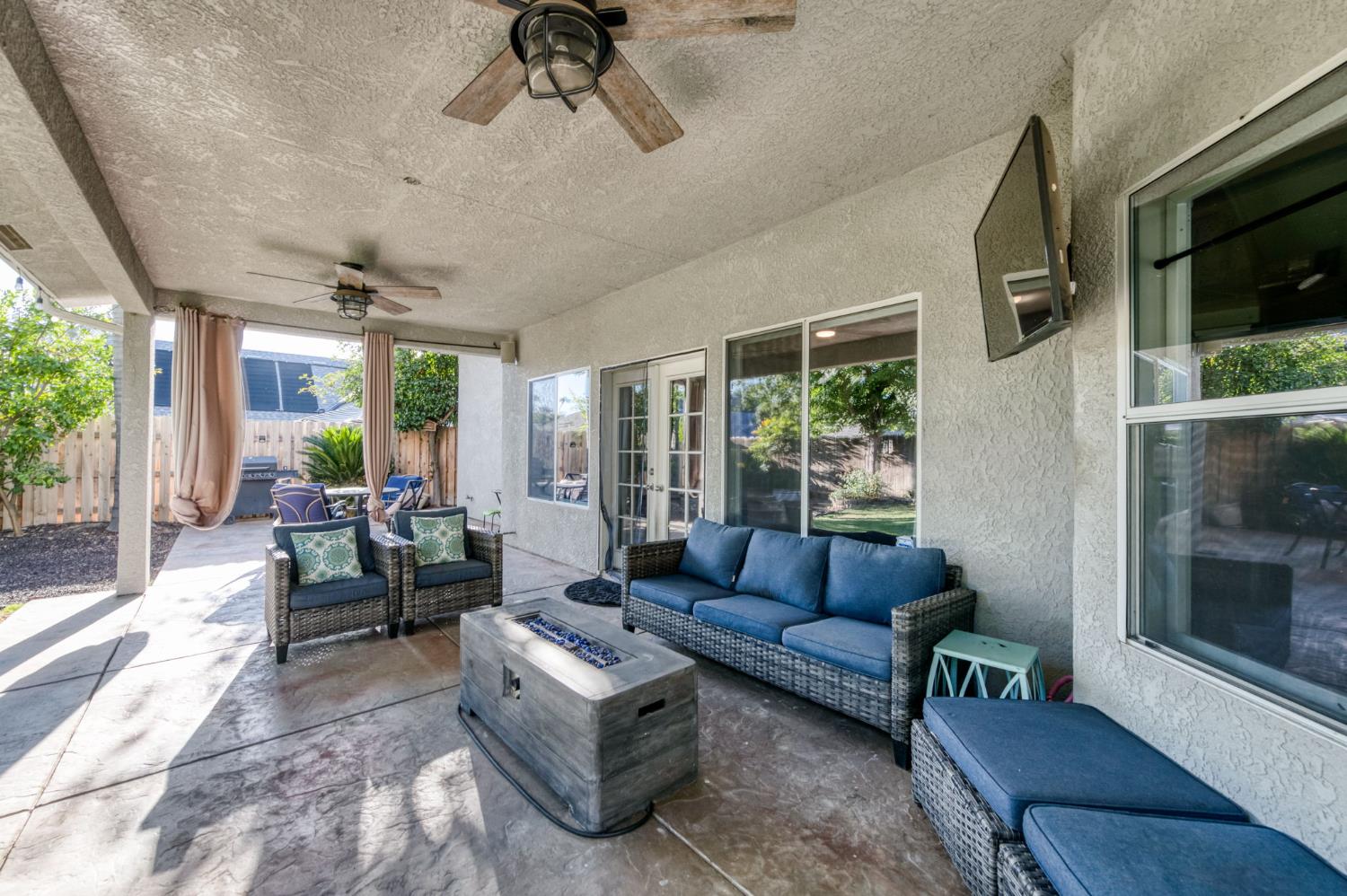 2112 Austin Ave, Clovis, CA 93611