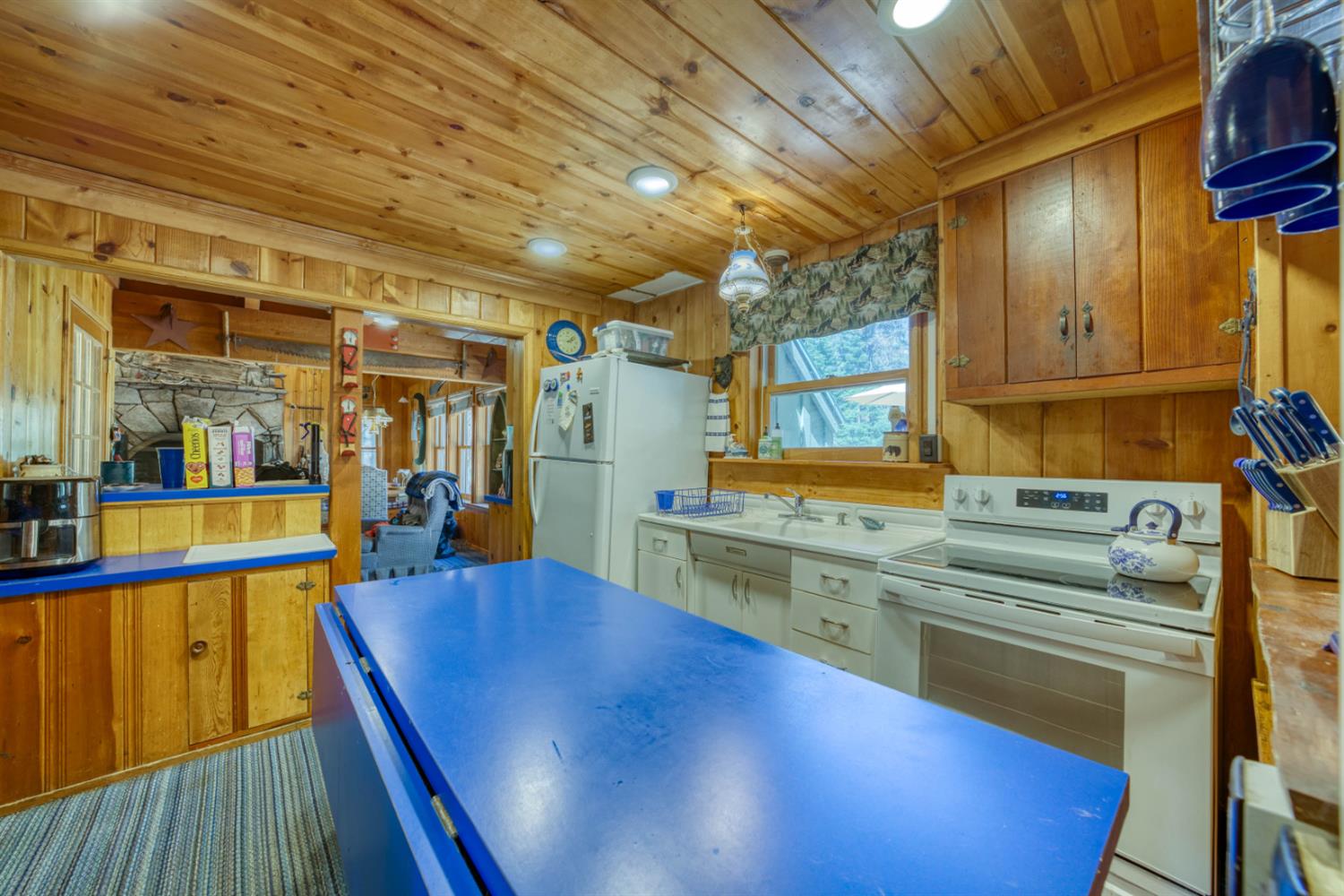 61504 Huntington Lake Rd #6, Lakeshore, CA 93634