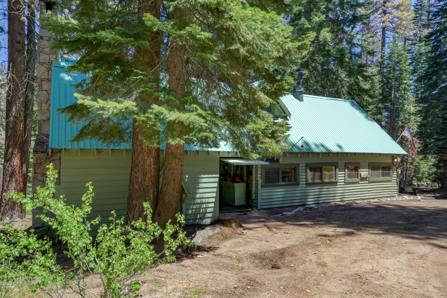 61504 Huntington Lake Rd #6, Lakeshore, CA 93634