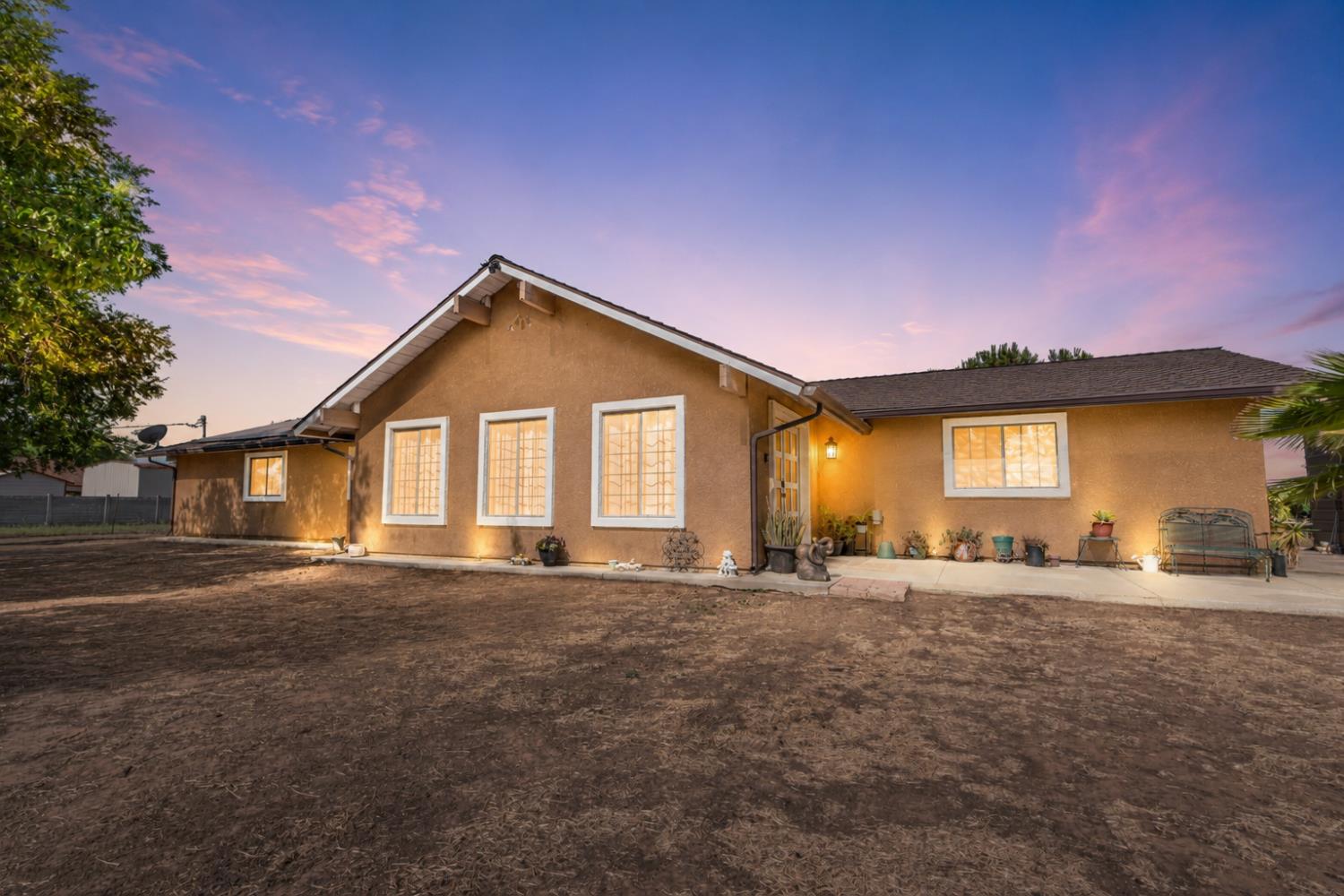 17702 Seabright Dr, Madera, CA 93638