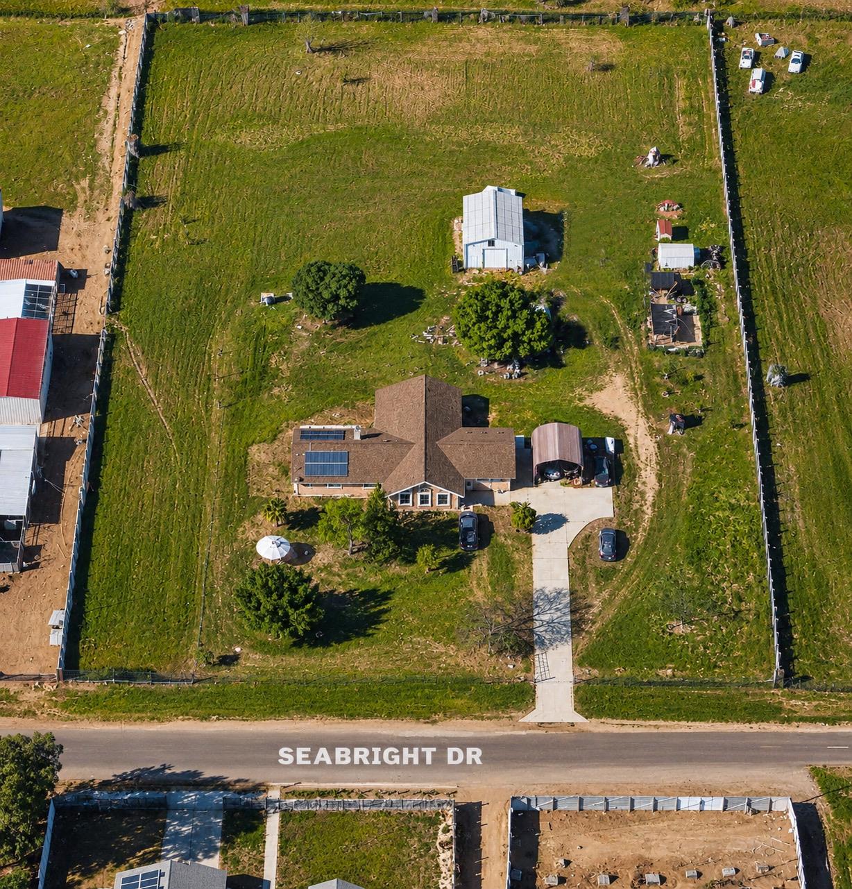 17702 Seabright Dr, Madera, CA 93638