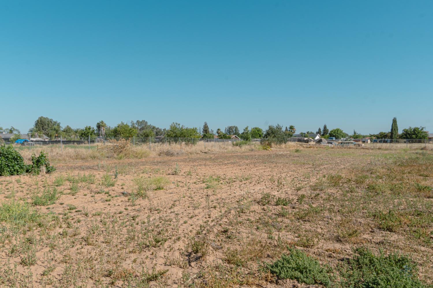 17702 Seabright Dr, Madera, CA 93638