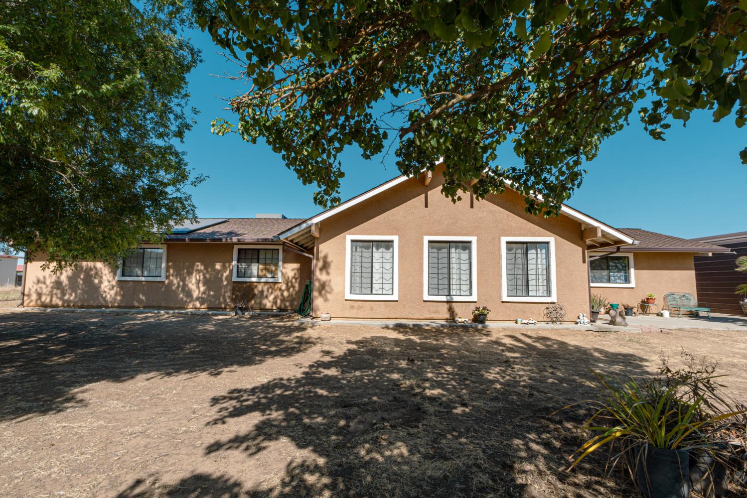 17702 Seabright Dr, Madera, CA 93638