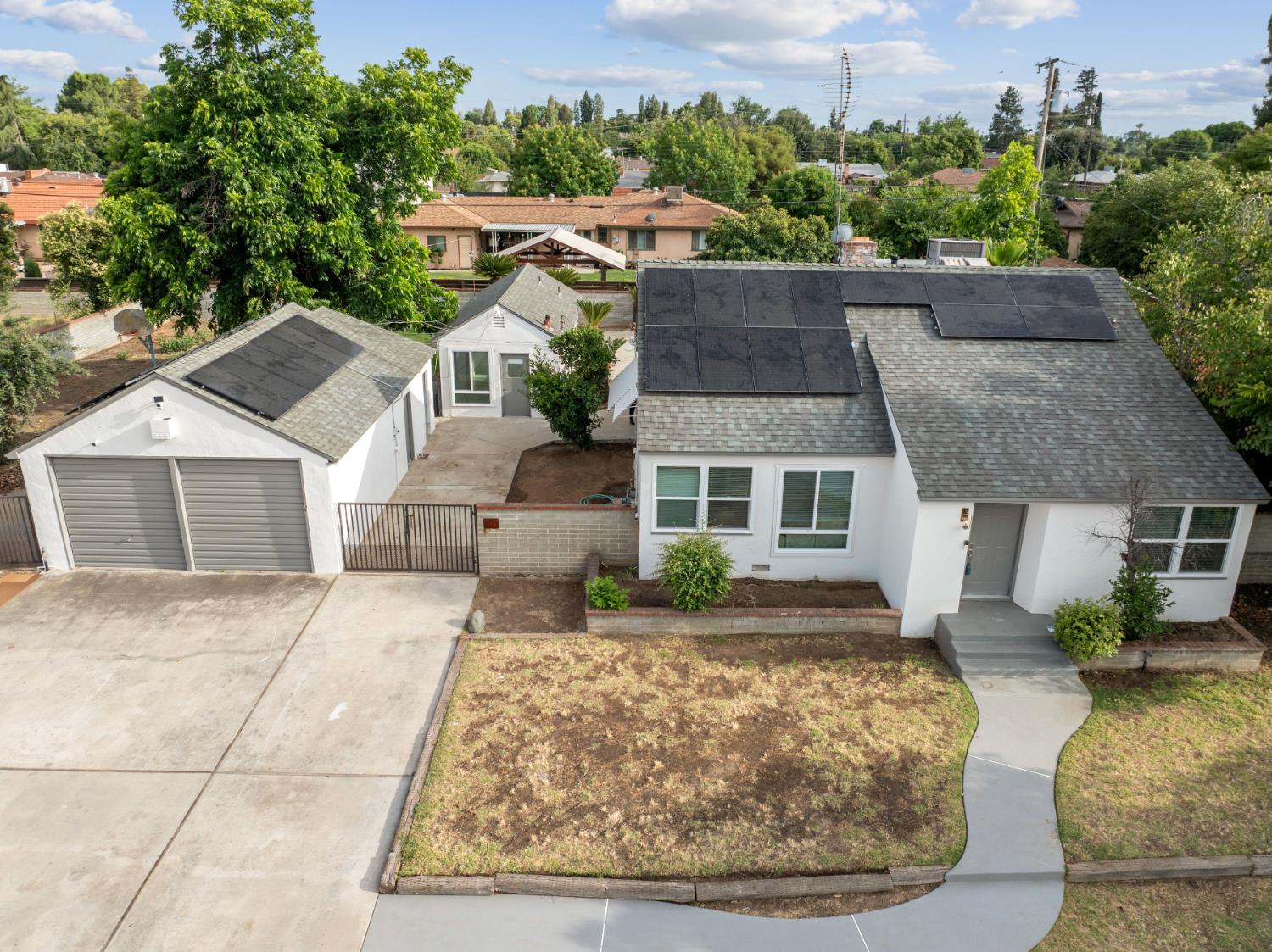 5012 E Belmont Ave, Fresno, CA 93727
