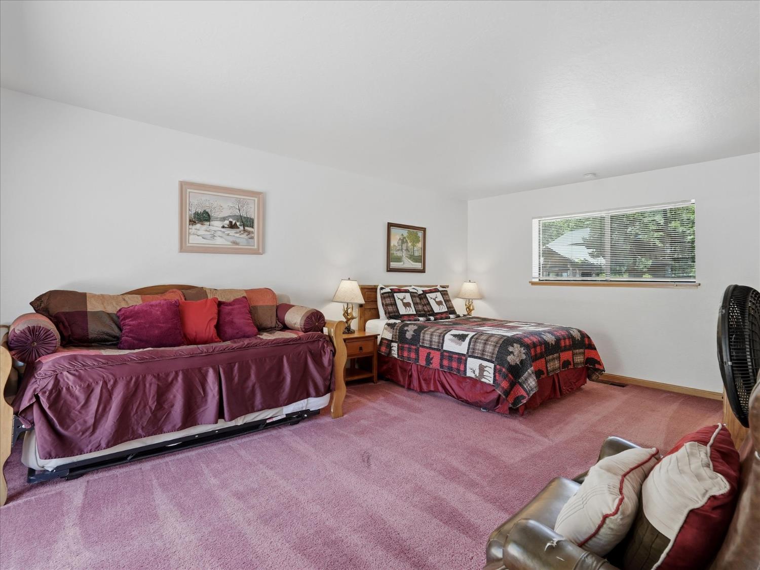7273 Yosemite Park Way, Yosemite West, CA 95389
