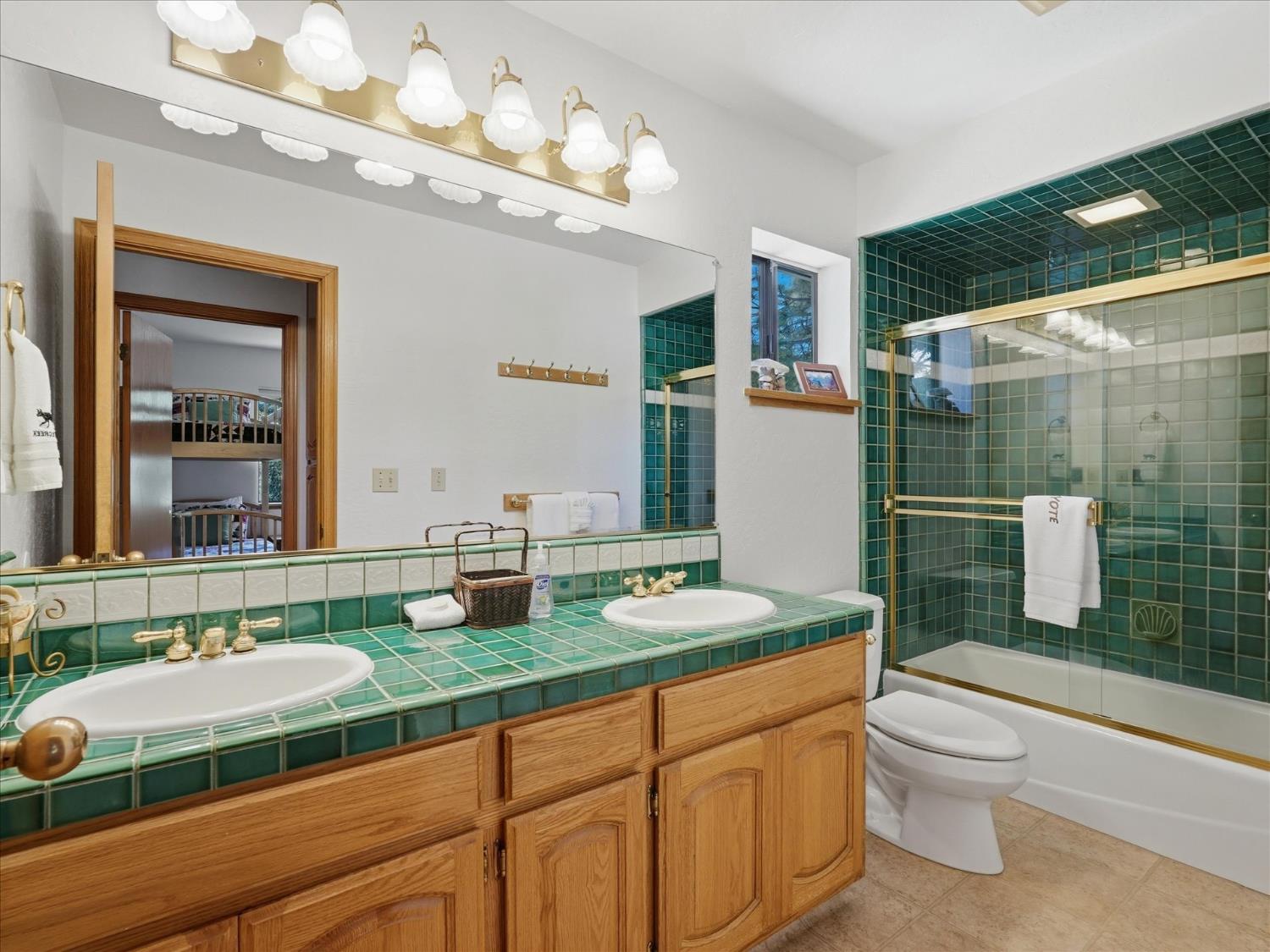 7273 Yosemite Park Way, Yosemite West, CA 95389