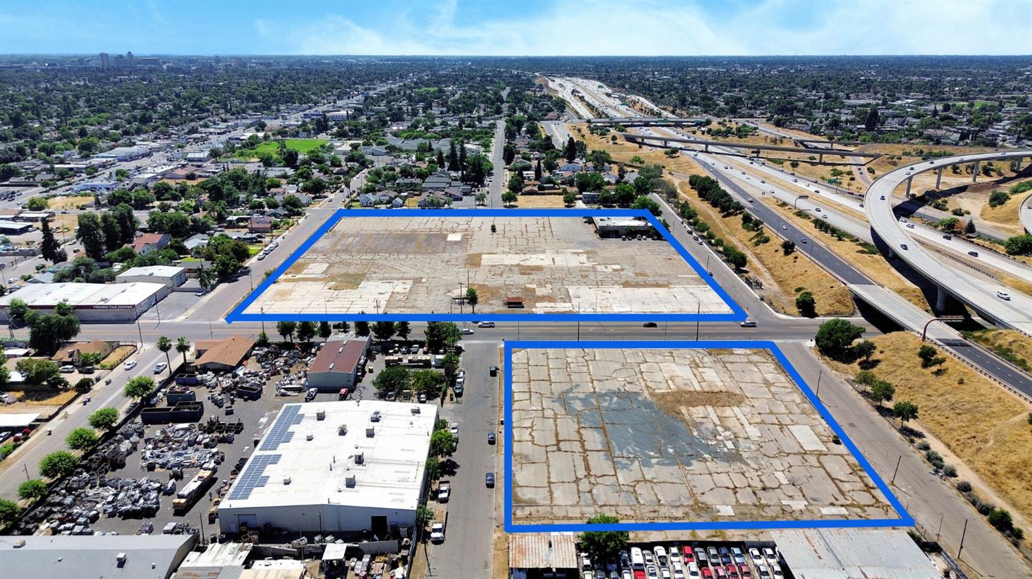 4582 E Harvey Ave, Fresno, CA 93702