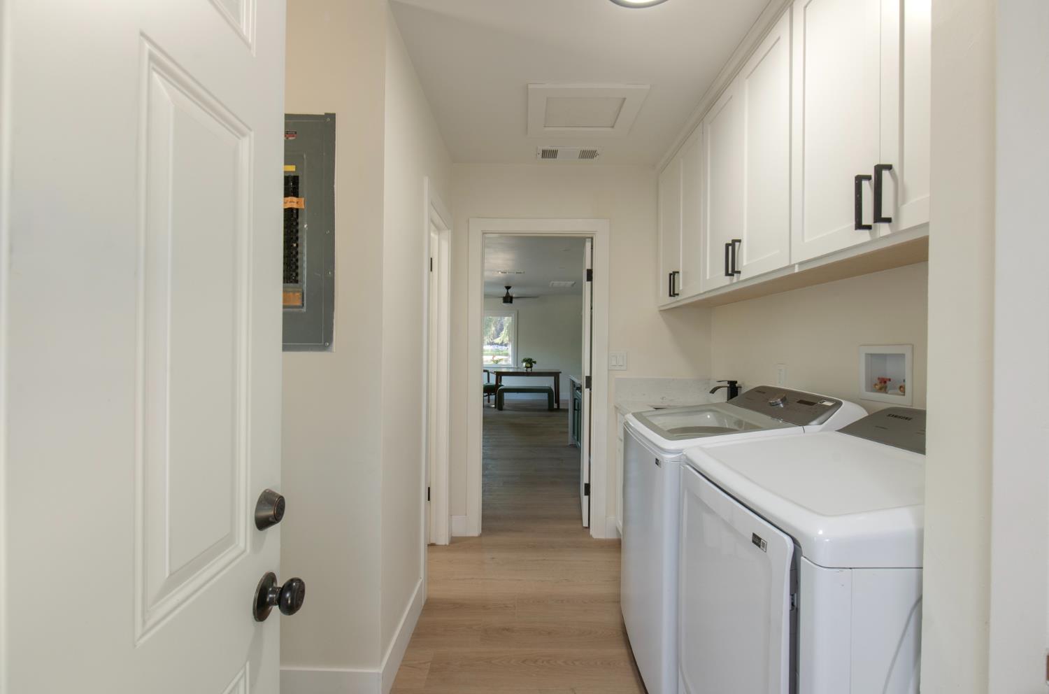 609 E Hampton, Fresno, CA 93704