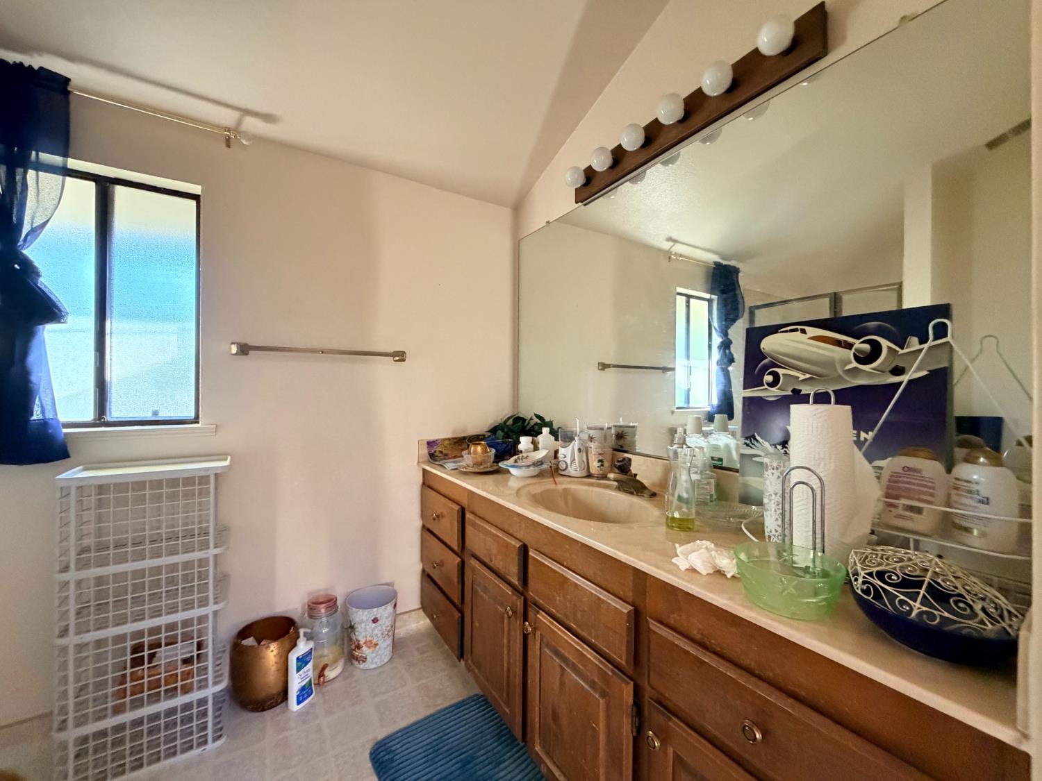 187 W Quincy Ave, Fresno, CA 93711