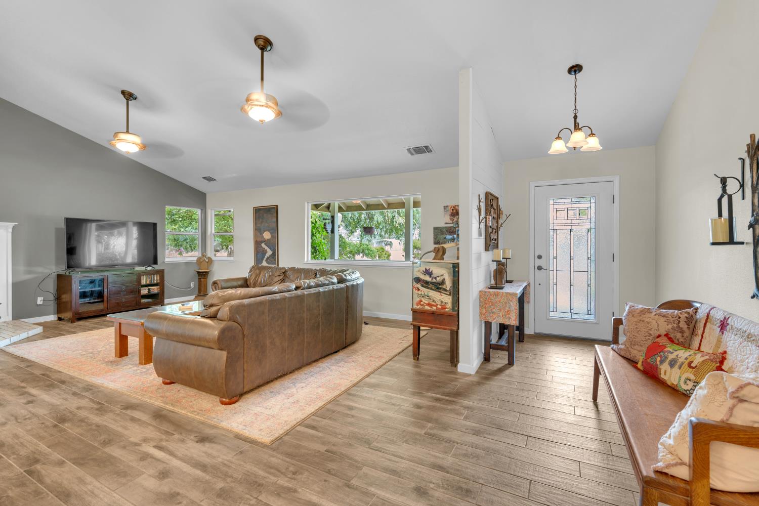 16176 La Canada Rd, Madera, CA 93636