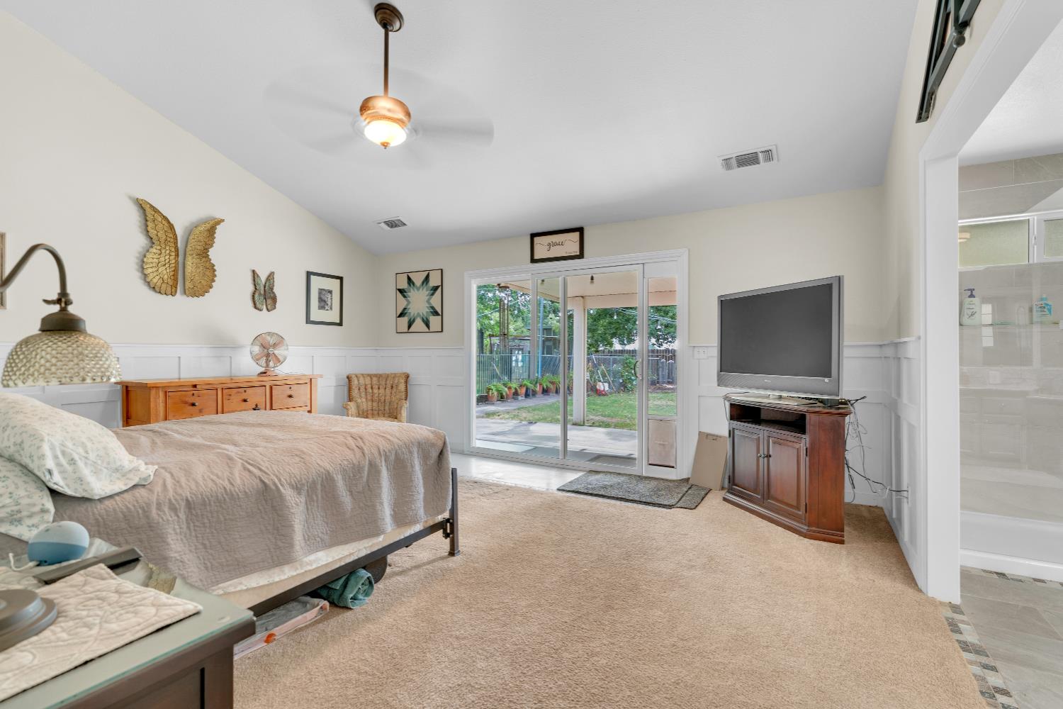 16176 La Canada Rd, Madera, CA 93636