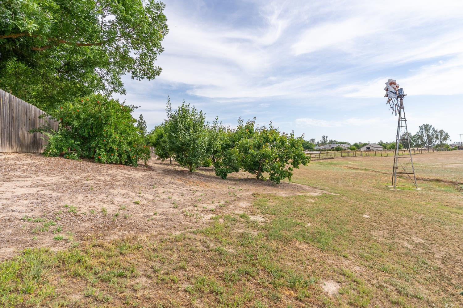 16176 La Canada Rd, Madera, CA 93636