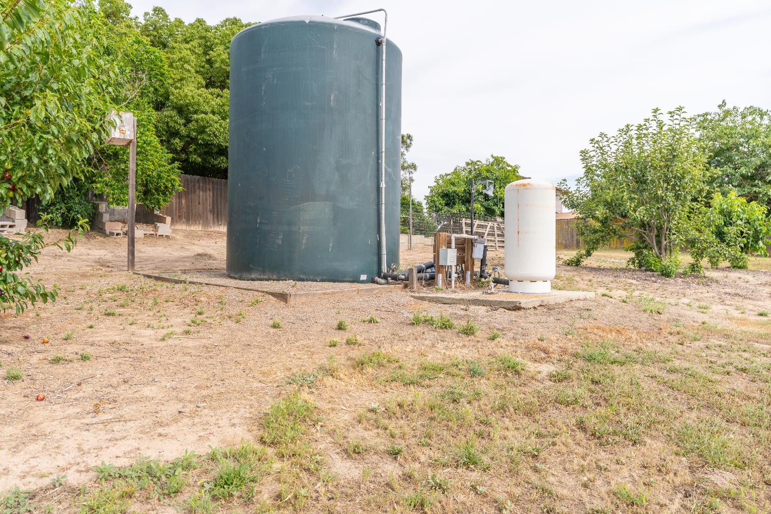 16176 La Canada Rd, Madera, CA 93636