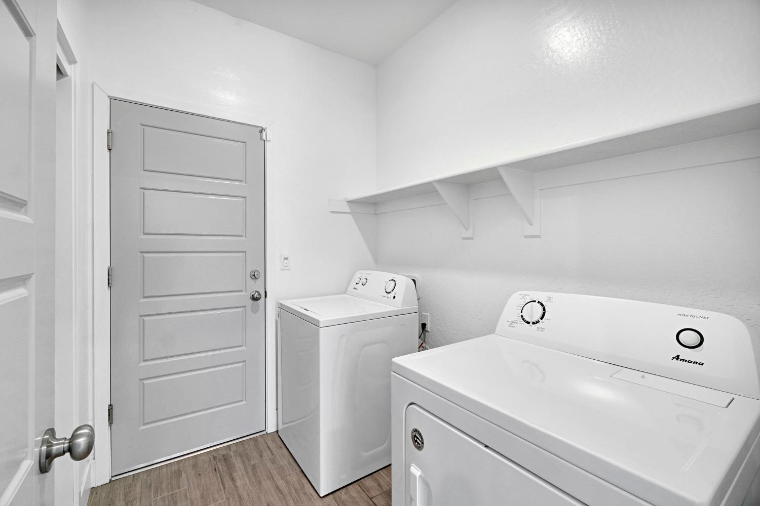371 Huntington Ave S, Madera, CA 93636