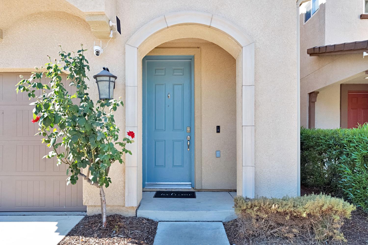 6053 E Brick Dr, Fresno, CA 93727
