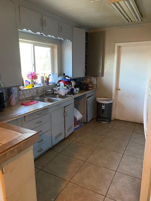 424 S A St, Madera, CA 93638