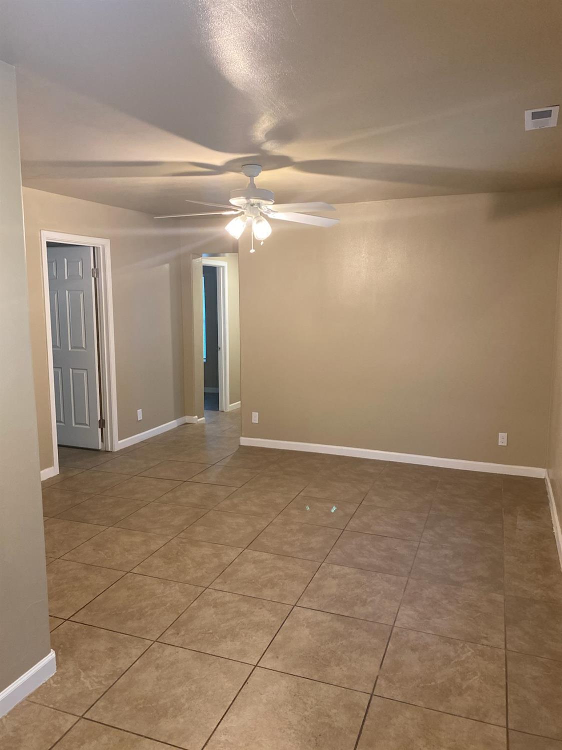 424 S A St, Madera, CA 93638