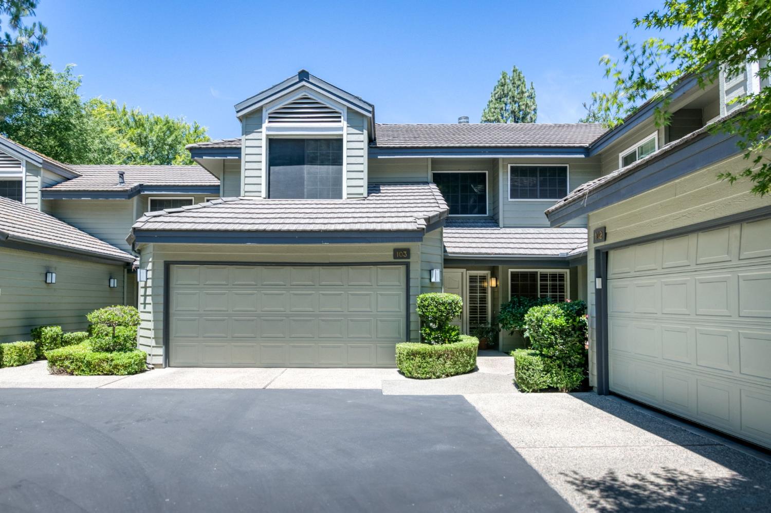 320 W Bluff Ave #103, Fresno, CA 93711